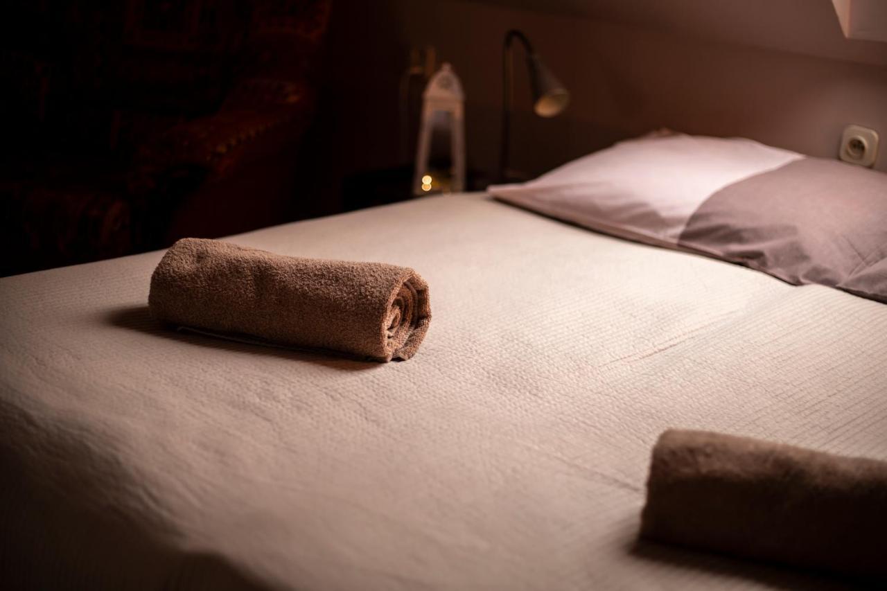 Hotel Huzar Гожув-Велькопольски Экстерьер фото