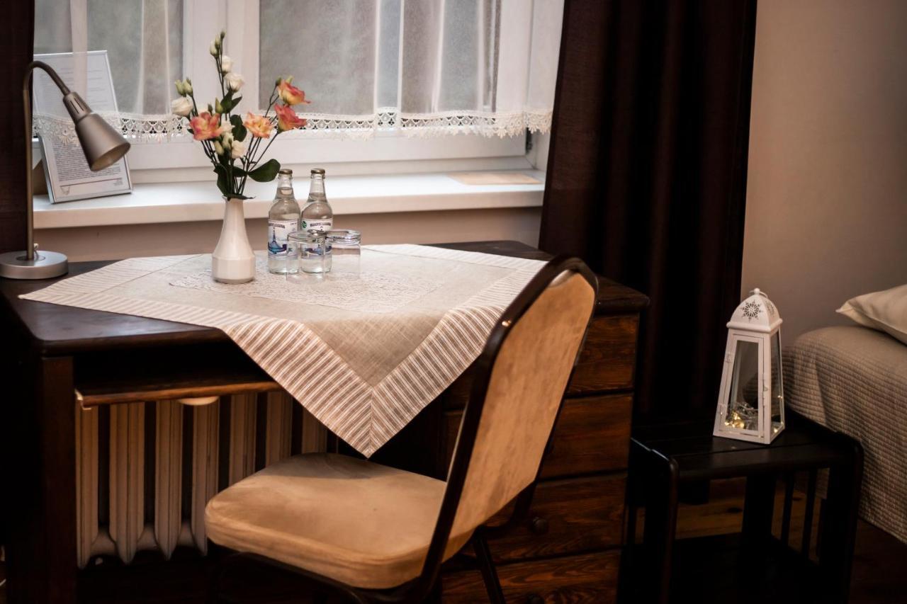 Hotel Huzar Гожув-Велькопольски Экстерьер фото